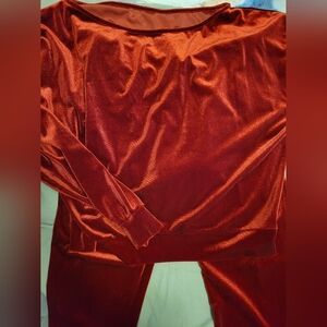 Two-piece off shoulder legging set